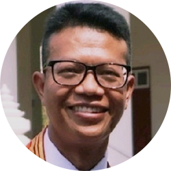 Picture of Dr Meassnguon Saint
